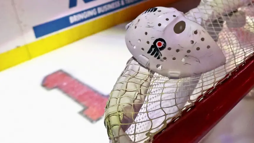 Flyers Rinden Homenaje a Bernie Parent: Leyenda del Hockey Honrada en Filadelfia