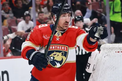 NHL: Marchand, Stamkos y otras Sorpresas en el Arranque de Temporada