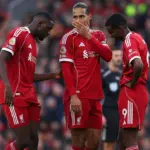 Van Dijk exige reacción en Liverpool: "Es un desastre, hay que cambiarlo"