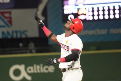 Lake conecta hit 500 pero Águilas vencen al Escogido 4-1 en LIDOM