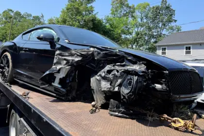 Vince McMahon: Ingresa a programa tras accidente automovilístico en Connecticut