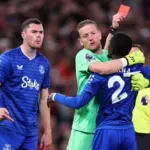 Gueye, expulsado: Bofetada a Keane y roja directa en Everton vs. Manchester United