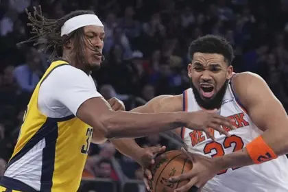 Towns se luce con 37 puntos: Knicks vencen a Nets en derbi neoyorquino