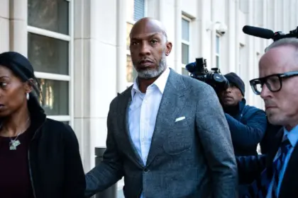 Billups, DT de Blazers, se declara no culpable en caso de apuestas ilegales 9 Billups, DT de Blazers, se declara no culpable en caso de apuestas ilegales