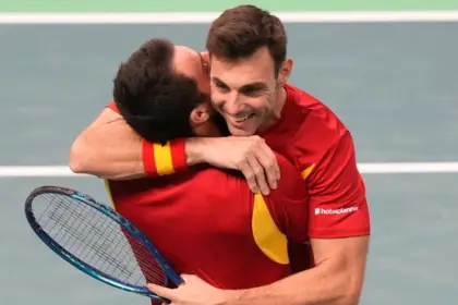España y Alemania avanzan a semifinales de Copa Davis: Granollers clave