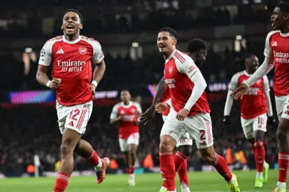 Arsenal vs Bayern: Duelo de Gigantes en Champions, ¿Quién es el Favorito?