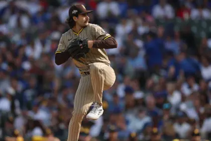 Dylan Cease firma con Azulejos: Refuerzo estelar impacta mercado MLB