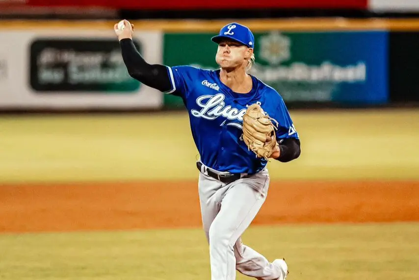 Anderson Brilla: Licey Blanquea a Gigantes 2-0 con Gran Pitcheo