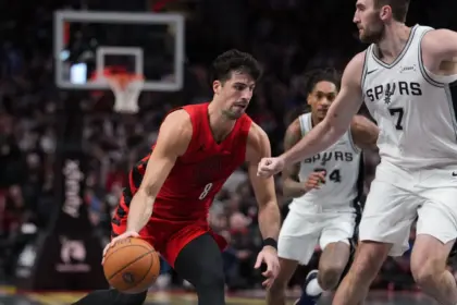 Blazers caen ante Spurs: Un "sabor" a playoffs para Portland 14 Blazers caen ante Spurs: Un "sabor" a playoffs para Portland