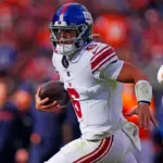 Dart listo: Mariscal de Giants, fuera del protocolo para duelo vs. Patriots