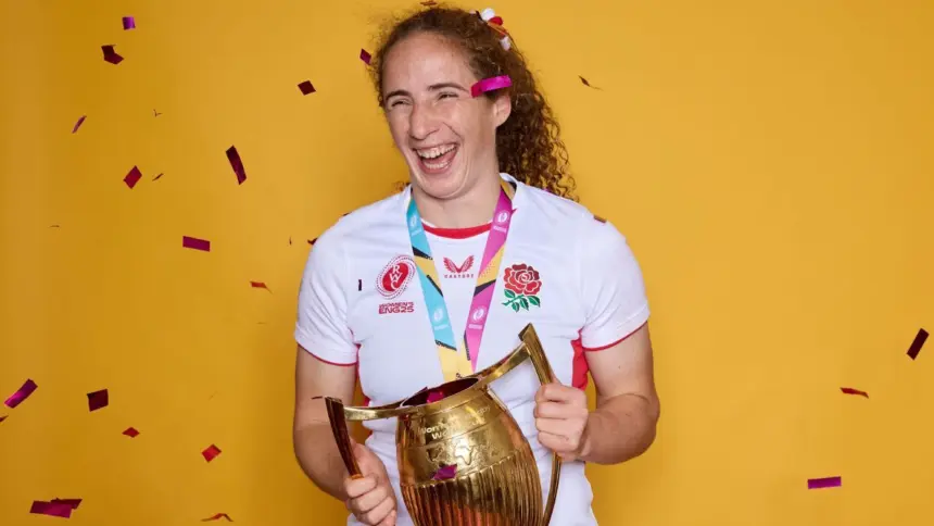 Abby Dow, campeona mundial de rugby, se retira a los 28 años