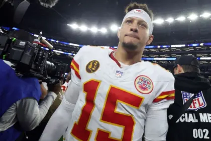 Mahomes y Chiefs: Obligados a Ganar Cada Juego para Playoffs
