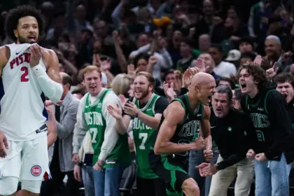Celtics Frena Racha de 13 Victorias de Pistons en Emocionante Final NBA