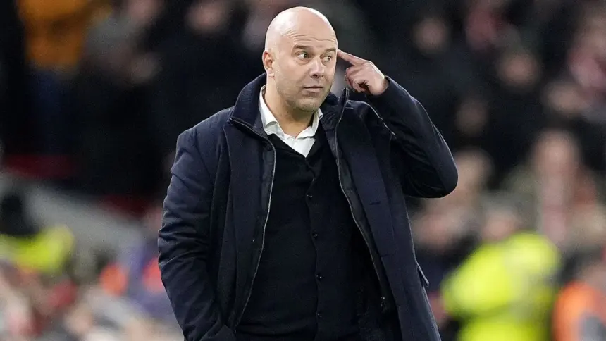 Slot busca recompensar momentos positivos en el Liverpool en medio de crisis