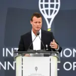 Hewitt y su hijo caen en cuartos del Challenger de Sídney