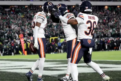 Bears aplastan a Eagles: Chicago se consolida y apunta a Playoffs