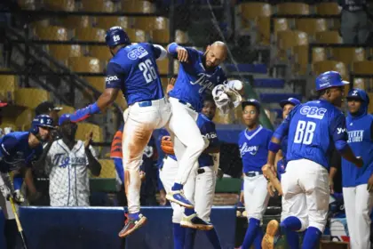 Licey logra victoria 500 vs Águilas: Hito histórico en la pelota dominicana 11 Licey logra victoria 500 vs Águilas: Hito histórico en la pelota dominicana