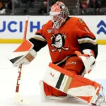 Dostal, portero de los Ducks, baja por lesión: 2-3 semanas fuera