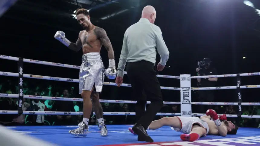 Whittaker: "Tengo algo diferente" tras KO brutal en el primer asalto 1 Whittaker: "Tengo algo diferente" tras KO brutal en el primer asalto