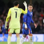 Arsenal y Chelsea empatan: Derby londinense vibrante y polémico