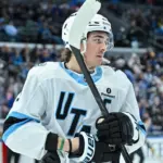 Keller agradece a Blues por emotivo homenaje a su padre tras pérdida