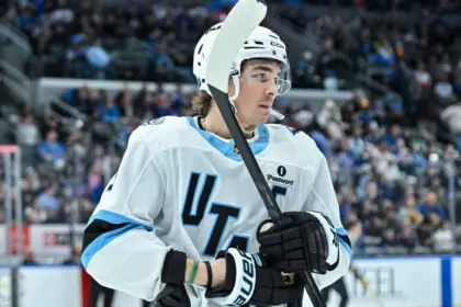 Keller agradece a Blues por emotivo homenaje a su padre tras pérdida