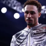 Whittaker Sufre Robo Tras KO: Campeón Busca a Ladrones y Ofrece Recompensa 6 Whittaker Sufre Robo Tras KO: Campeón Busca a Ladrones y Ofrece Recompensa