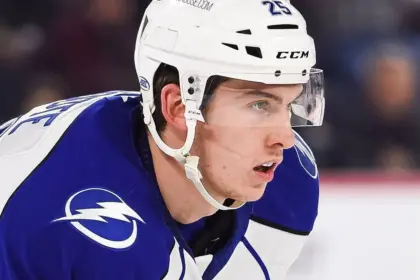 Foote Regresa al Hockey: Otro Jugador Absuelto Vuelve al Profesionalismo