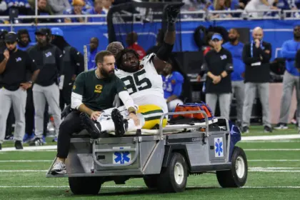 Packers: Devonte Wyatt Fuera por Lesión en el Tobillo, Fin de Temporada 17 Packers: Devonte Wyatt Fuera por Lesión en el Tobillo, Fin de Temporada