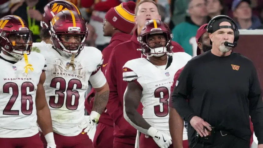 Quinn Considera Seguir como Defensivo en Commanders; Daniels en Duda