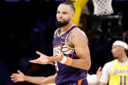 Brooks humilla a Lakers: 33 puntos y provocaciones a LeBron James 14 Brooks humilla a Lakers: 33 puntos y provocaciones a LeBron James