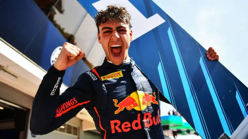 Arvid Lindblad: El nuevo prodigio británico de F1 llega a Racing Bulls