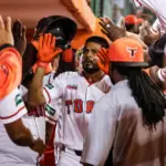 Toros del Este: ¡Cuarta victoria seguida! Dominan a Leones 7-4