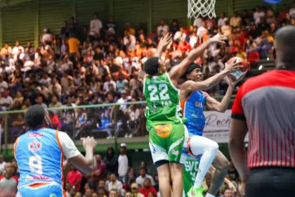 Centro y San José inician con victorias el TBS Higüey 2025 de baloncesto