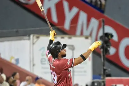 Gigantes del Cibao Doblegan a Águilas 7-3 en SFM: LIDOM en Fuego!