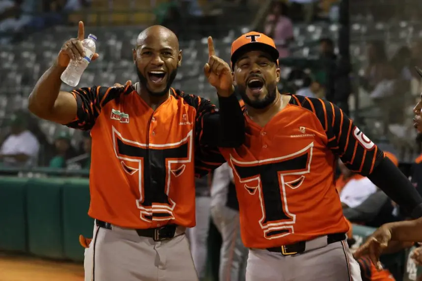 Toros del Este apabullan a Estrellas: De La Cruz y Candelario con poderío