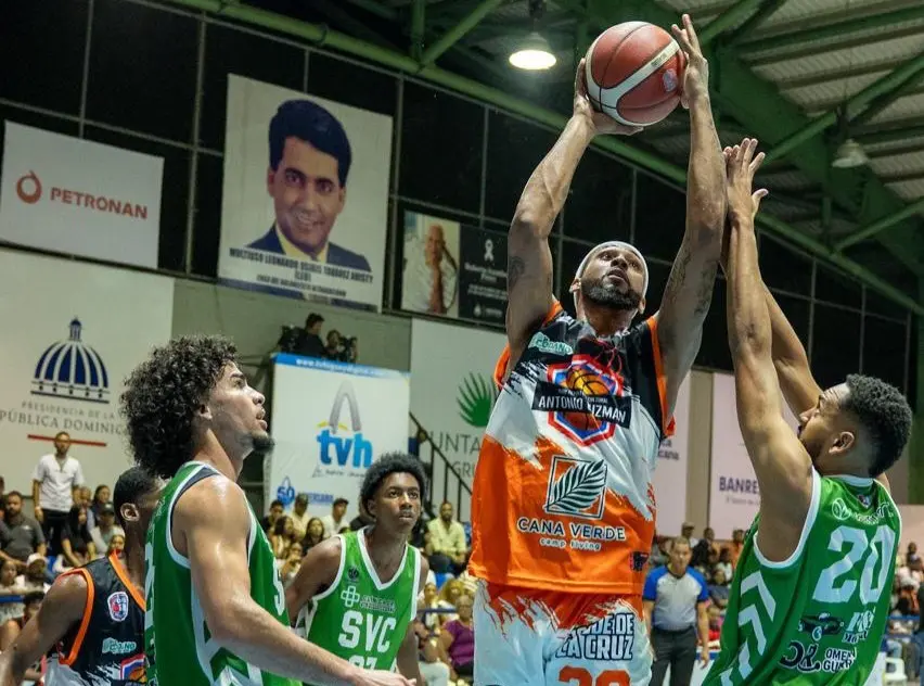 Club Centro Imparable en TBS Higüey: Extiende Invicto y Antonio Guzmán Gana