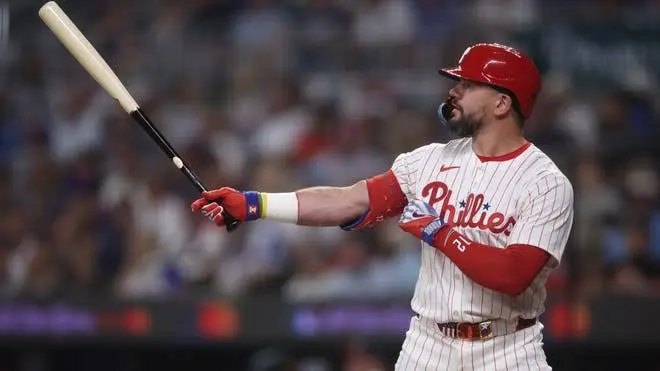 Piratas de Pittsburgh sorprenden: Oferta millonaria a Kyle Schwarber 1 Piratas de Pittsburgh sorprenden: Oferta millonaria a Kyle Schwarber