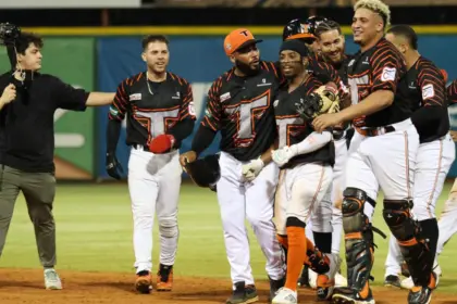 Toros del Este remontan a Estrellas y conquistan la Serie de la Caña