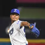 Abreu Brillante: Licey Blanquea a Gigantes 1-0 en Cerrado Duelo del Quisqueya