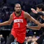 Bucks Sorprenden a Celtics Diezmados; Rockets Vencen a Clippers