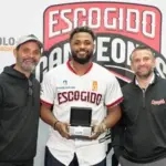 Escogido Celebra: Entrega Anillos Campeones LIDOM 2024-25 con Caminero