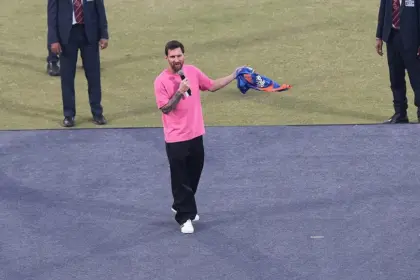 Messi en India: Un saludo y foto cuestan $11,000; incidente en evento