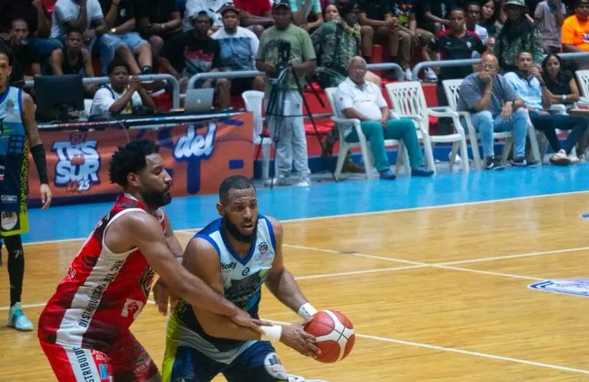 Pueblo Nuevo y Lobos a la Final del TBS San Cristóbal: ¡Emoción en Semifinales!