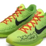 Zapatillas 'Grinch' de Kobe: Subasta Millonaria Tras Duelo vs. Heat en Navidad