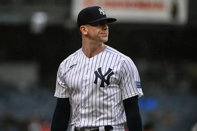 Bravos de Atlanta Firman a Ian Hamilton: Refuerzo para el Bullpen