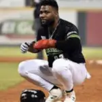 Estrellas Orientales vencen a Gigantes en extrainnings; LIDOM al rojo vivo