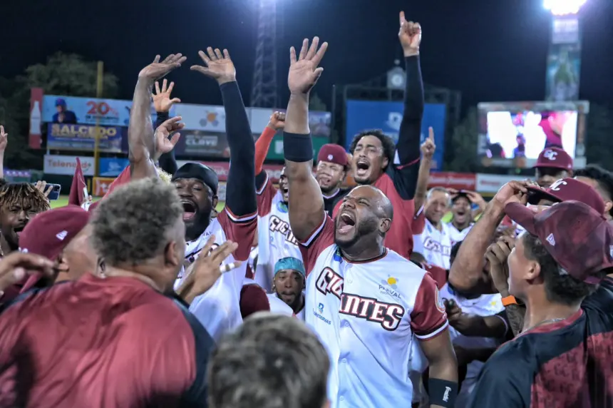 Gigantes del Cibao eliminan al Licey y avanzan al Round Robin de LIDOM