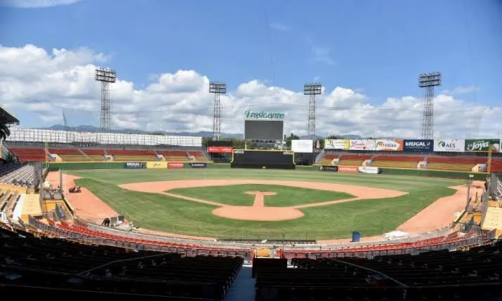 LIDOM Revela Calendario Round Robin 2025-26: Fechas y Cruces Clave