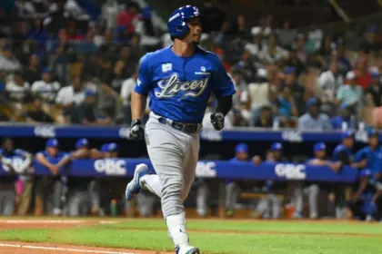 Gigantes del Cibao Fichan a Francisco Mejía en el Draft de Reingreso LIDOM